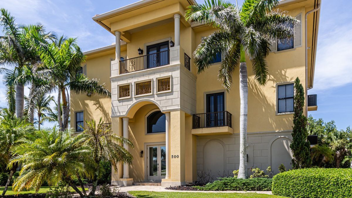 exterior of Marco Island vacation rental